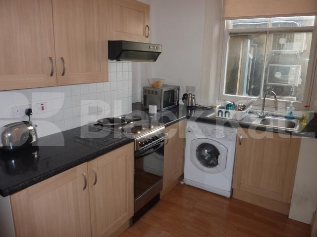 			INCLUSIVE OF BILLS!!, 1 Bedroom, 1 bath, 1 reception Flat			 Goodge Street, TOTTENHAM COURT ROAD 